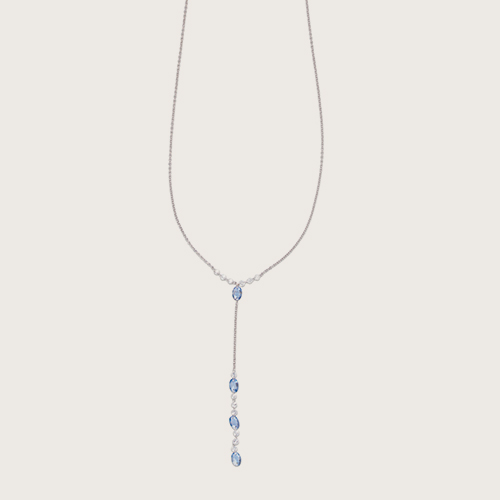 18 ct white gold necklace with white diamonds and blue sapphire